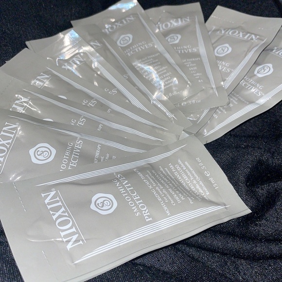 Nioxin Smoothing Protectives Moisturizing Scalp Therapy (Deep Cond.) 10(0.5oz) - Picture 1 of 2